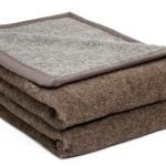 Alpaca fauve-grisclair